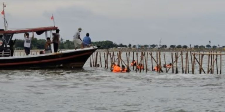 KKP Diminta Bertanggung Jawab soal Polemik Pesisir Tangerang