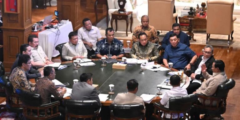 Prabowo Cek Program Strategis Nasional di Hambalang