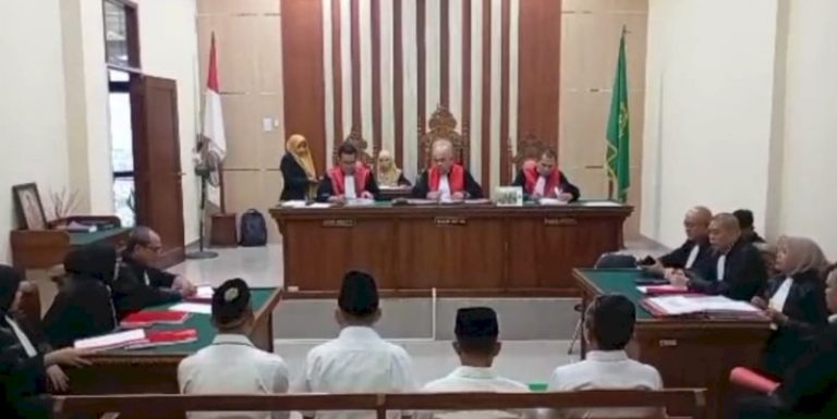 Sidang Tuntutan Mantan Bupati Lamtim Dawam Raharjo Ditunda Pekan Depan