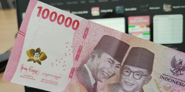 IHSG Tancap Gas, Rupiah Terkoreksi di Awal Perdagangan