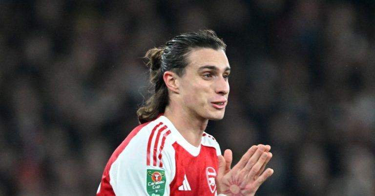 Arsenal Dapat Kabar Baik: Calafiori dan Hincapie Pulih