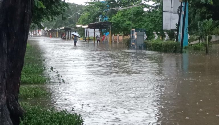 20 RT dan 5 Jalan di Jakarta Terendam Banjir Pagi Ini, Ketinggian Air hingga 150 Cm : Okezone News