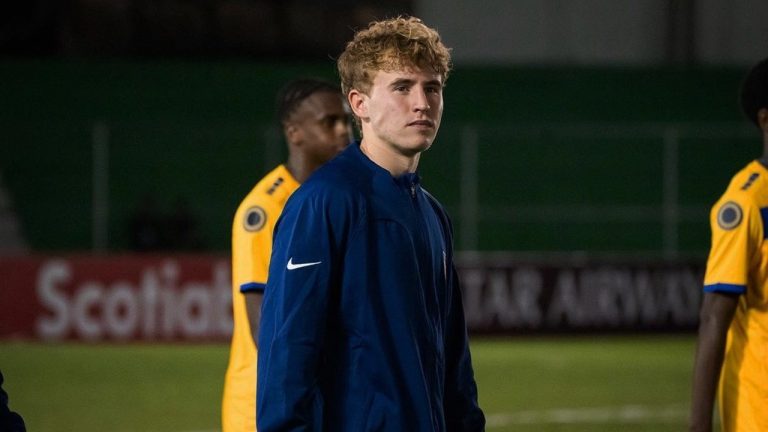 Barcelona Kembali Akan Kehilangan Gelandang Berbakat