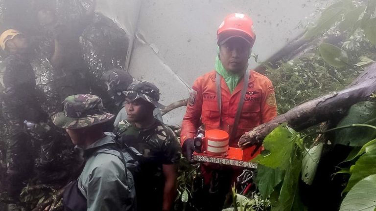 KNKT Mulai Investigasi Penyebab Pesawat ATR Jatuh di Bulusaraung