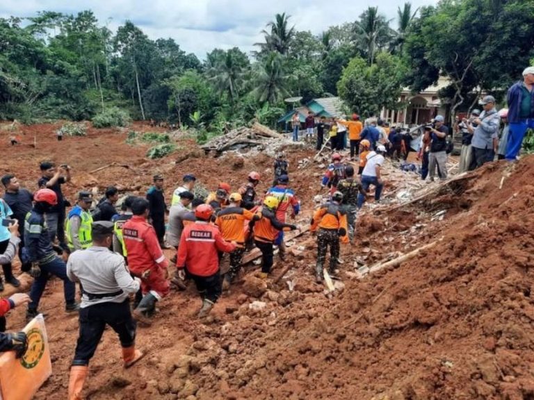 Update Bencana Sumatera: Korban Tewas Capai 1.178 Orang : Okezone News