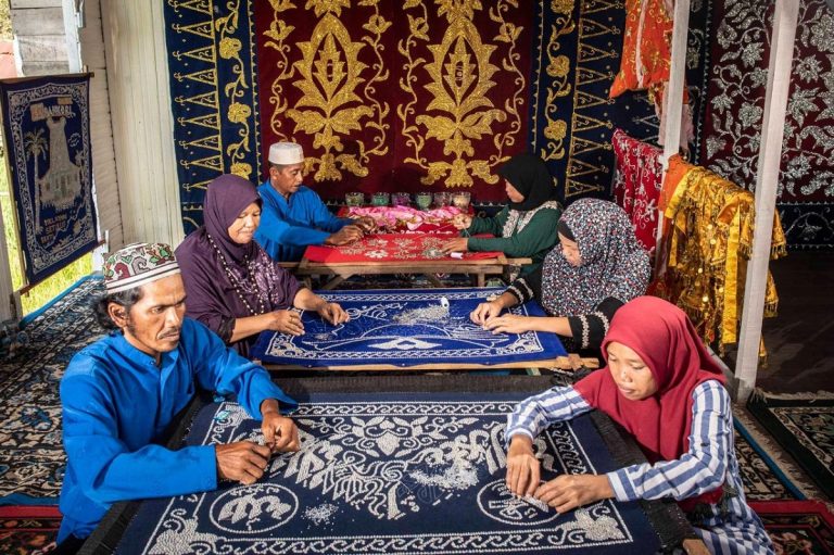 Perkuat Ekonomi Kerakyatan Berbasis Komunitas, BRI Berdayakan Lebih dari 42 Ribu Klaster Usaha : Okezone Economy