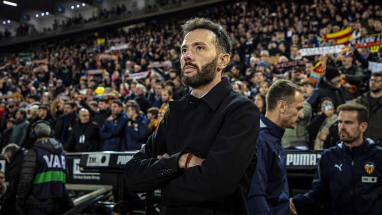 Carlos Corberan Kecewa, Valencia Buang Peluang Emas di Mestalla