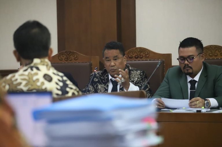 Telak! Muncul di Sidang, Pembuat Draf Transaksi Jual Beli NCD CMNP Tegaskan MNC Asia Holding Hanya Broker : Okezone News