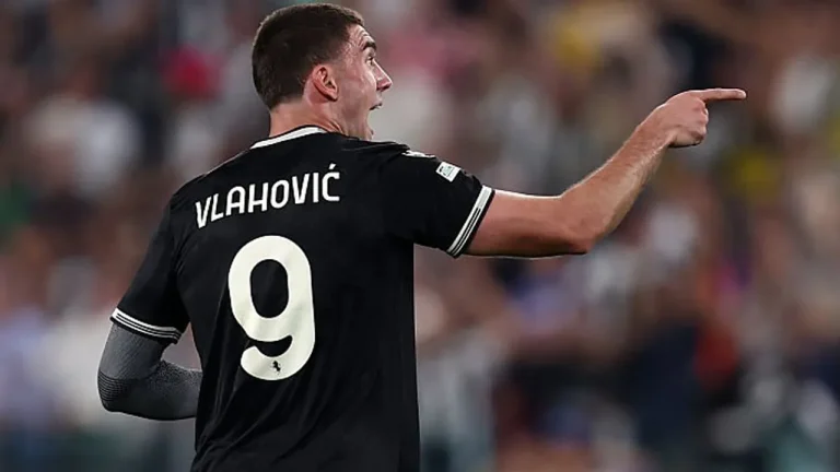 Dusan Vlahovic Rayakan Ultah ke-26, Tahun Terakhir Sebelum ke Milan?