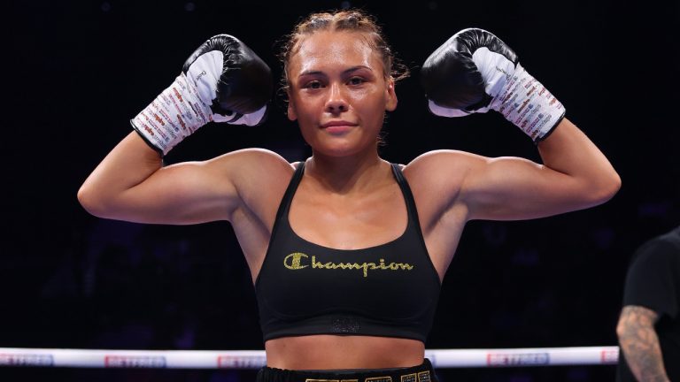 Frank Smith Yakin Tiah Ayton Siap Menantang Gelar Dunia pada 2026