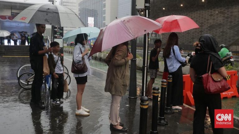 BPBD DKI Antisipasi Hujan Sangat Lebat Guyur Jakarta Sampai 24 Januari