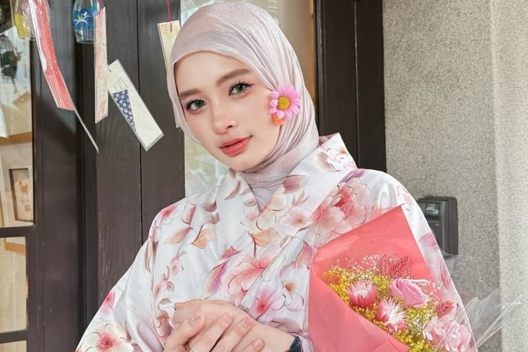 Inara Rusli Ingin Pernikahan Siri dengan Insanul Fahmi Disahkan secara Negara : Okezone Celebrity