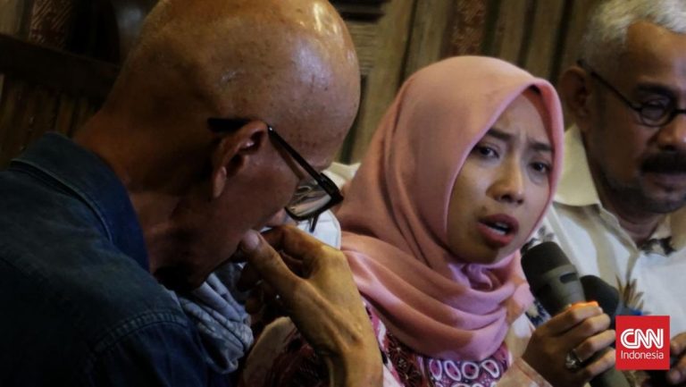 Deret Kejanggalan Versi Keluarga Usai Polisi Setop Kasus Arya Daru