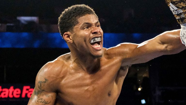 Jaron Ennis Prediksi Kemenangan Telak Shakur Stevenson atas Teofimo Lopez