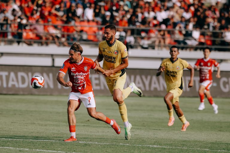 Johnny Jansen Kecewa Berat Bali United Ditahan Semen Padang 3-3 : Okezone Bola