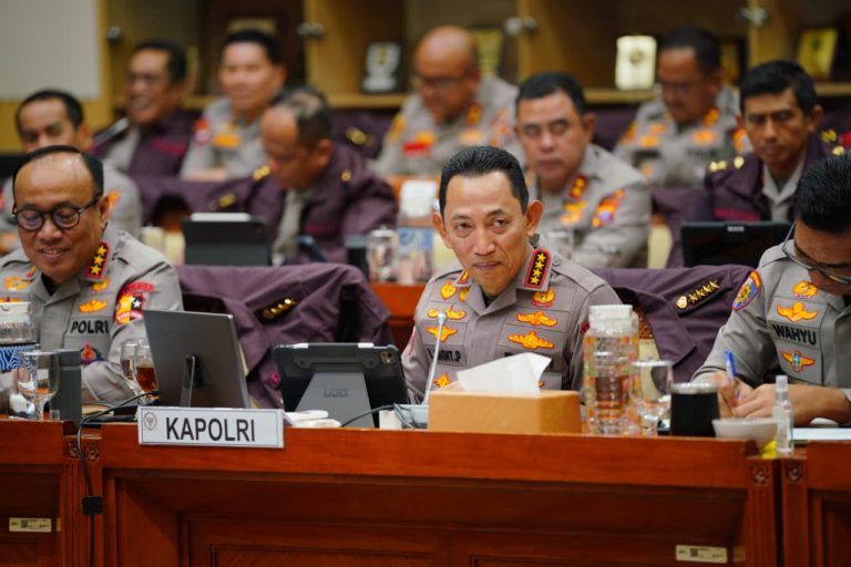 Judi Online Kian Marak, Kapolri Beberkan Penyebabnya : Okezone News