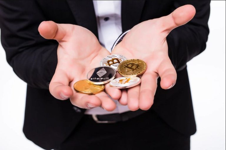 OJK Ungkap 72% Pedagang Kripto RI Masih Rugi, Ternyata Ini Biang Masalahnya : Okezone Economy