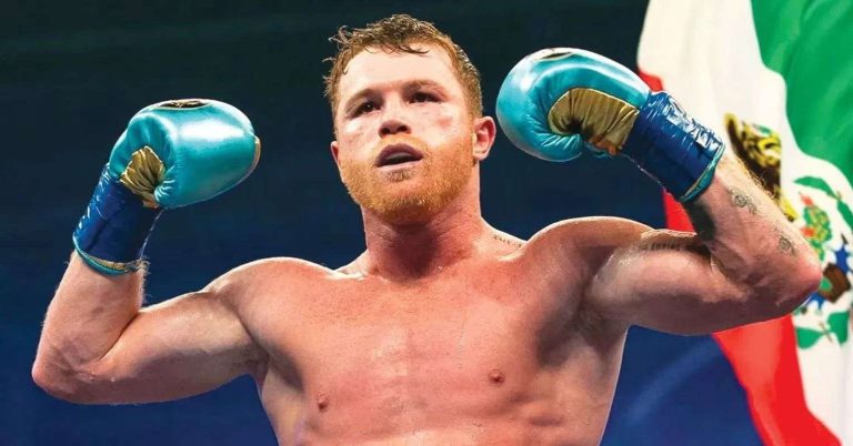 Legenda Sebut Canelo Tak Mampu Bertarung Lagi