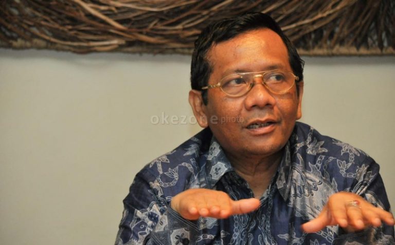 Pesan Mahfud MD untuk Wisudawan UNOSO: Banyak yang Hebat Akademik, tapi Gagal di Masyarakat : Okezone Edukasi