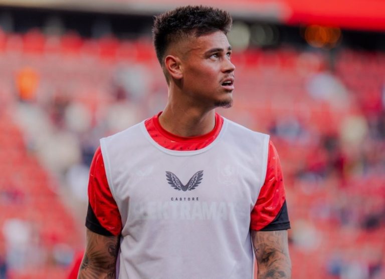 Mees Hilgers Resmi Gabung Agensi Baru, Langkah Besar Menuju Pintu Keluar FC Twente? : Okezone Bola