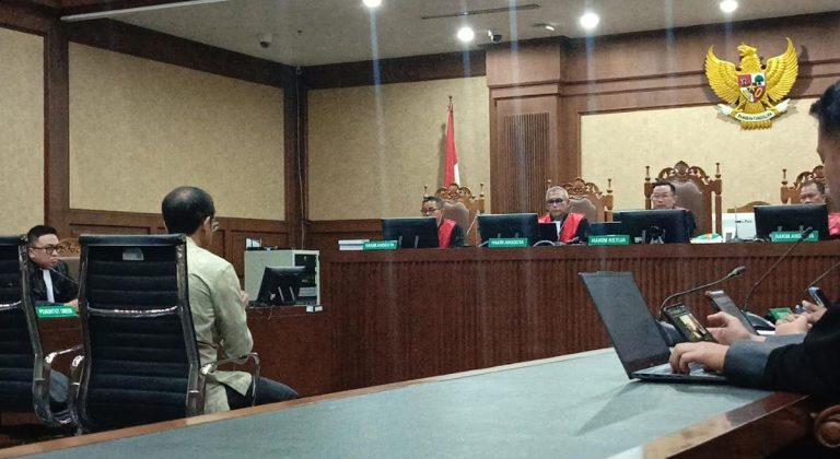 Jaksa soal Eksepsi Nadiem: Tidak Perlu Cari Simpati dengan Giring Opini : Okezone News