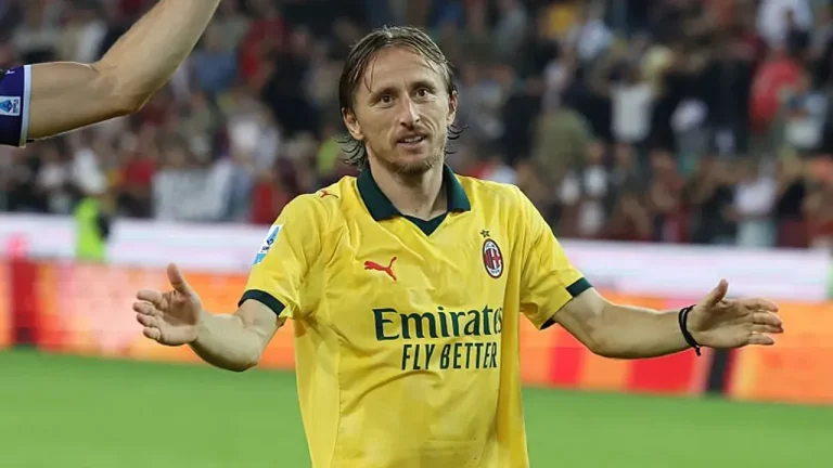 Peran Luka Modric Makin Krusial, Namun Masa Depannya Masih Buram