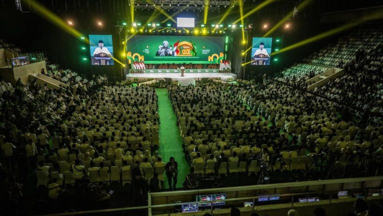 Meriahnya Perayaan 100 Tahun NU di Istora Jakarta