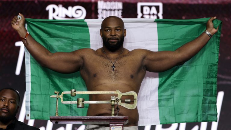 Perjalanan Kingsley Ibeh, Dari Agen Asuransi ke Penantang Kelas Berat