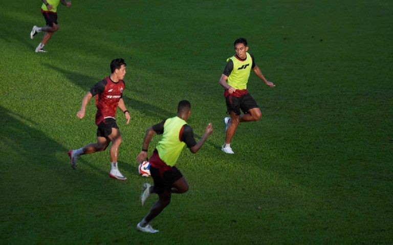 Persib Bandung vs Persija Jakarta: Mauricio Souza Bicara Kekuatan Maung Bandung Jelang El Clasico : Okezone Bola