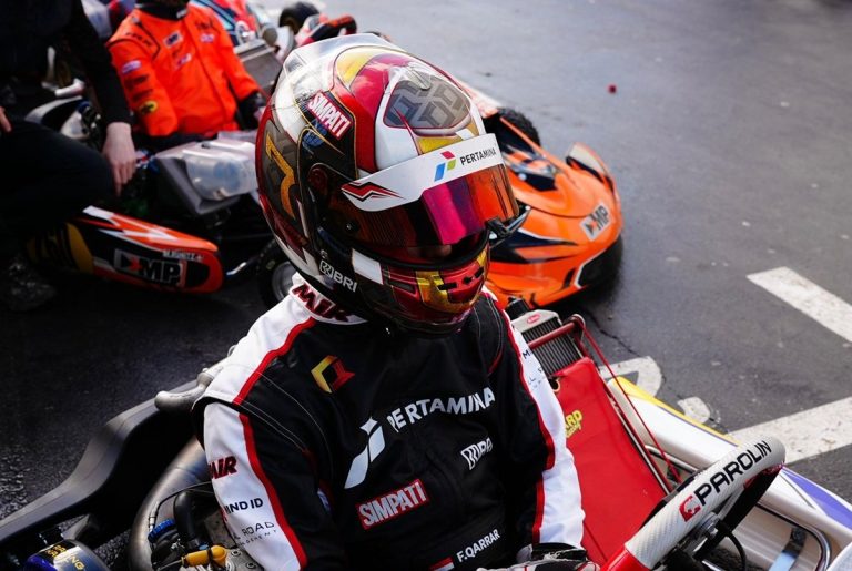 Qarrar Firhand Tampil Gemilang: Raih Pole Position Grup dan Menang Heat Seri Pembuka WSK Super Master 2026 : Okezone Sports