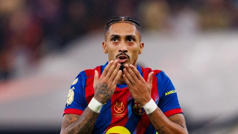 Raphinha Konfirmasi Sempat Berpikir Tinggalkan Barcelona