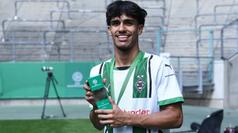 Terus Diincar Galatasaray, Gladbach Terancam Bakal Kehilangan Armando Guner