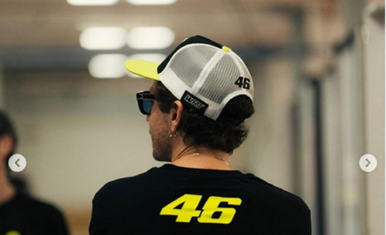 Kisah Valentino Rossi Wujudkan Mimpi Pencinta MotoGP di Indonesia Lihat The Doctor Mengaspal di Sirkuit Mandalika : Okezone Sports