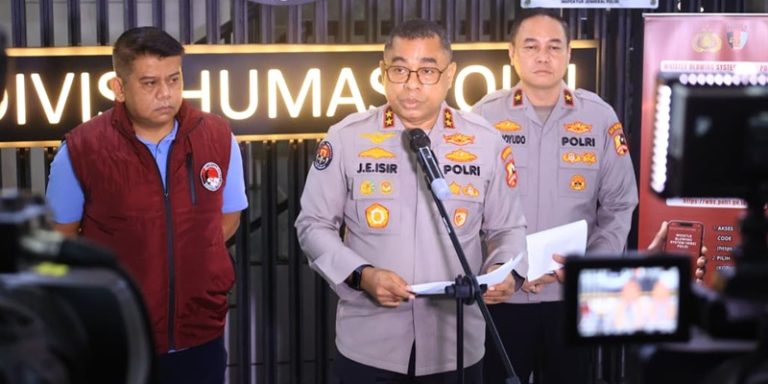 Polisi Buru Bandar Narkoba Pemasok Mantan Kapolres Bima Kota