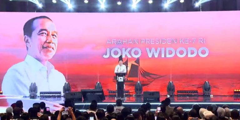 Jokowi Gunakan Rakernas PSI untuk Playing Victim