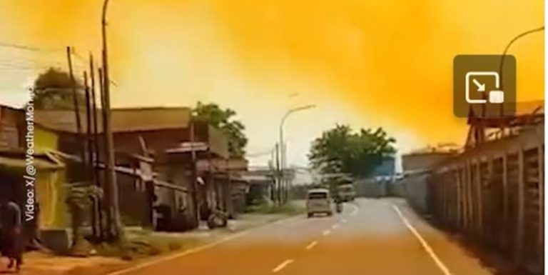 Warga Alami Sesak Napas hingga Muntah-muntah Imbas Kebocoran Gas Kimia