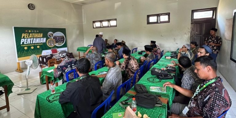 Densus 88 Bekali Santri di Boyolali dengan Kemandirian Ekonomi