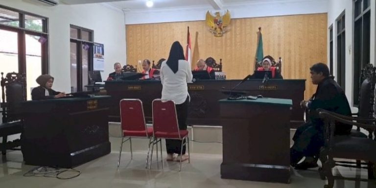 Wanita Kurir Narkotika Divonis 15 Tahun Penjara