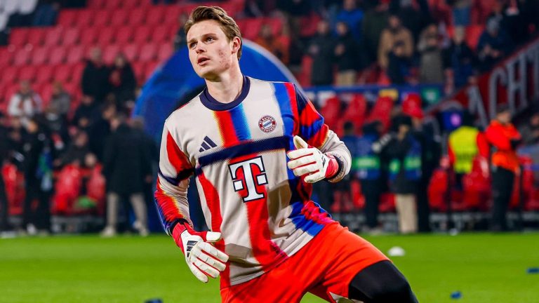 Bayern Hadapi Frankfurt Tanpa Neuer, Jonas Urbig Dapat Kepercayaan Penuh