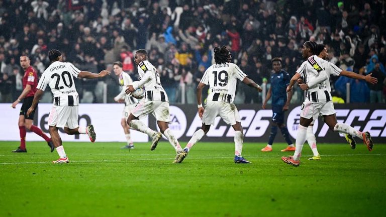 Bremer dan Kalulu Absen, Juventus Kembali Gunakan 3 Bek Lawan Como?