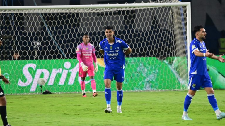 Julio Cesar Alami Cedera Hamstring, Harus Menepi 2-3 Pekan