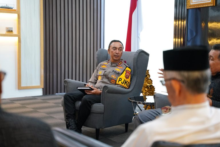 Kapolda Sumsel Sebut Sinergi dengan Tokoh Agama Kunci Utama Jaga Kamtibmas : Okezone News