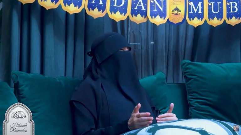 Curhat Kartika Putri Usai Pakai Cadar: Mengaku Dijauhi Teman hingga Disebut Ekstrem : Okezone Celebrity