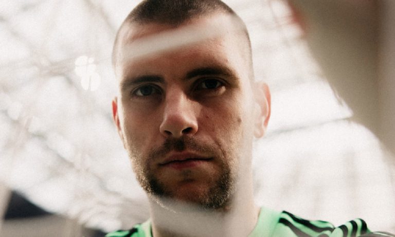 Rekrut Maarten Paes, Ajax Amsterdam: Calon Kiper Andalan Kami! : Okezone Bola