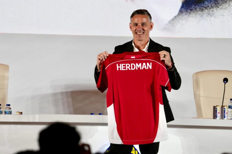 Media Vietnam Ketar-ketir Dengar John Herdman Sebut Timnas Indonesia Underdog di Piala AFF 2026 : Okezone Bola