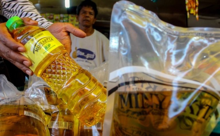 Harga Minyakita Rp18.000, Pedagang Diperingatkan Agar Jual Sesuai HET Rp15.700 : Okezone Economy