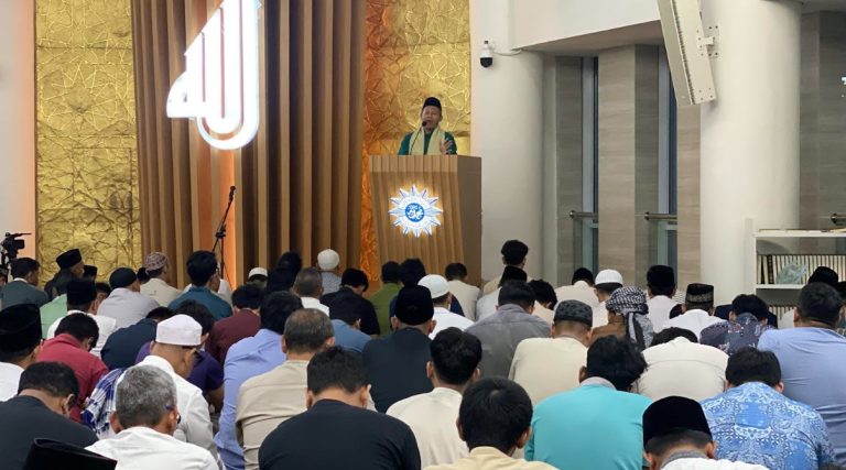 Sholat Tarawih Perdana, Muhammadiyah Ajak Umat Islam Sambut Ramadhan dengan Gembira : Okezone News