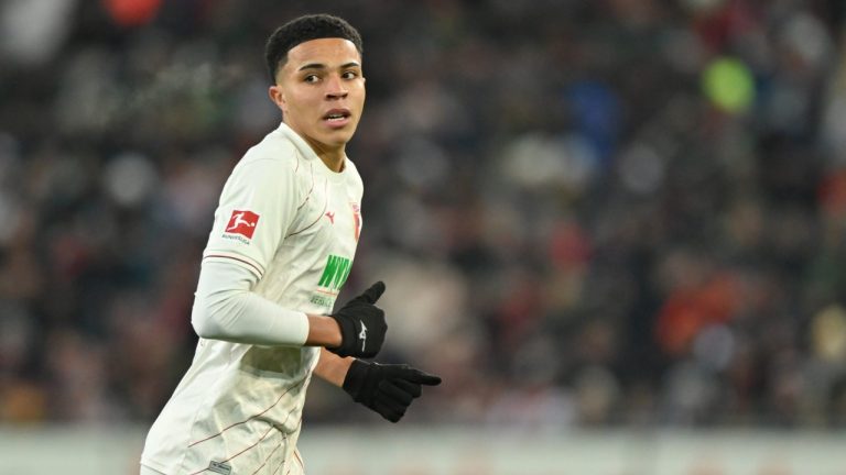 Pemain Muda FC Augsburg Ungkap Alasannya Pilih Bela AS Ketimbang Jerman