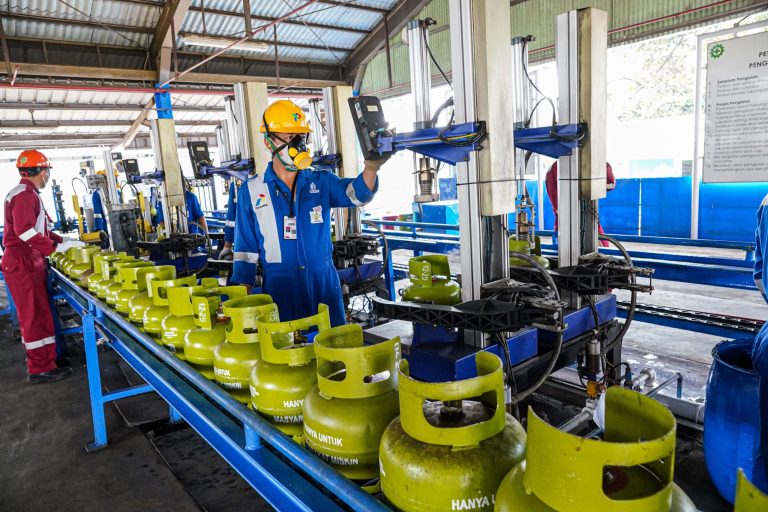 Pertamina Patra Niaga Tambah 7,8 Juta LPG 3 Kg Jelang Libur Panjang Imlek dan Ramadan : Okezone Economy