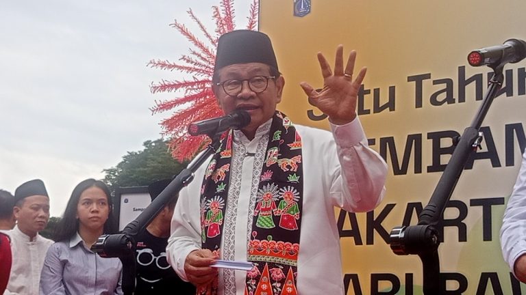 Viral Pedagang PKL Tuding Satpol PP Pungli, Pramono Ancam Bebastugaskan Jika Terbukti : Okezone News